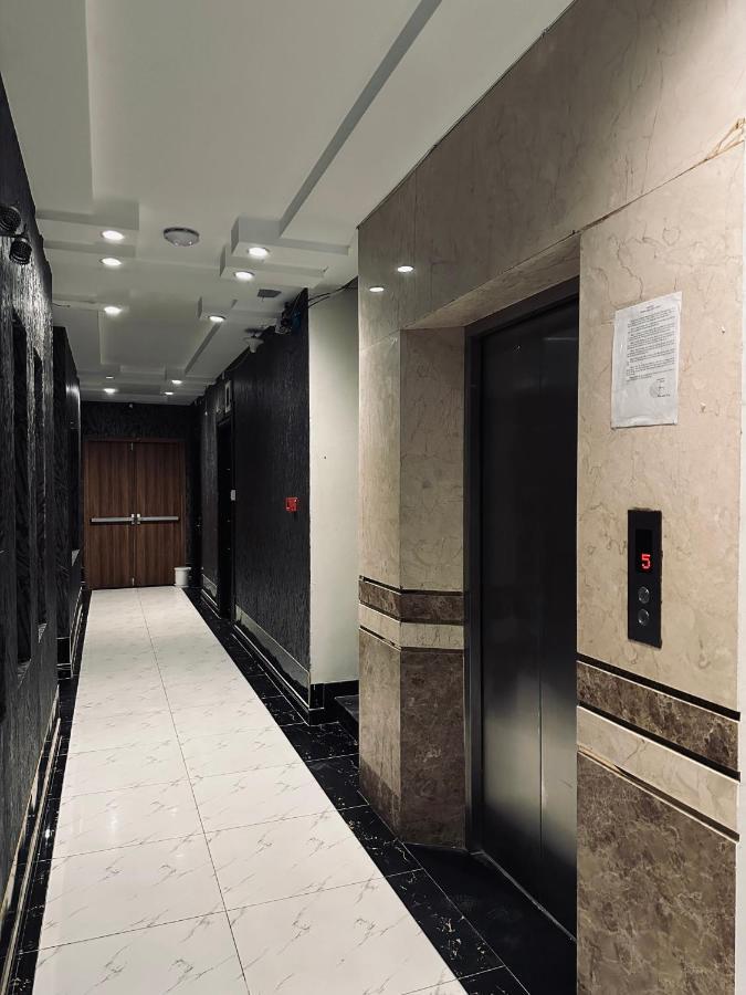 Lion 8 Hotel Кан То Екстериор снимка